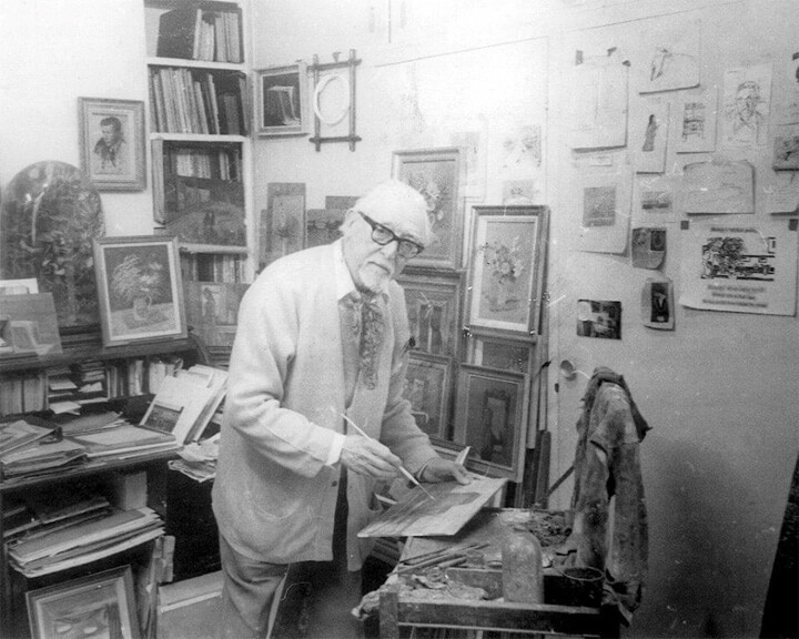 Edward, then aged 86, painting in his studio in Hampstead in 1989 (photograph taken by Bernard Dunstan, RA).